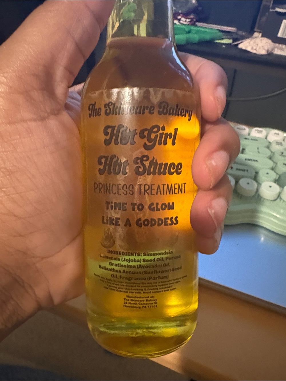Hot Girl Hot Sauce - Princess Treatment